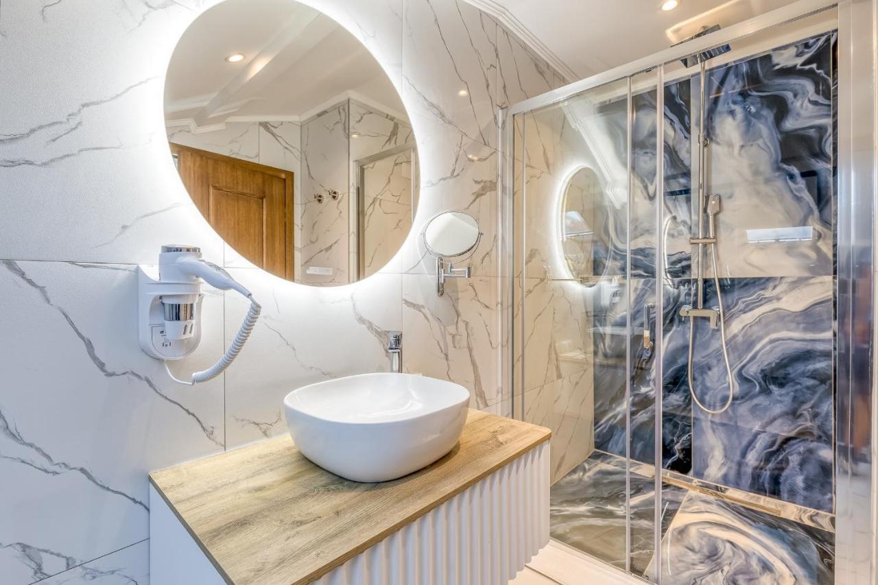 San Valentino Palace Aparthotel Umag Buitenkant foto
