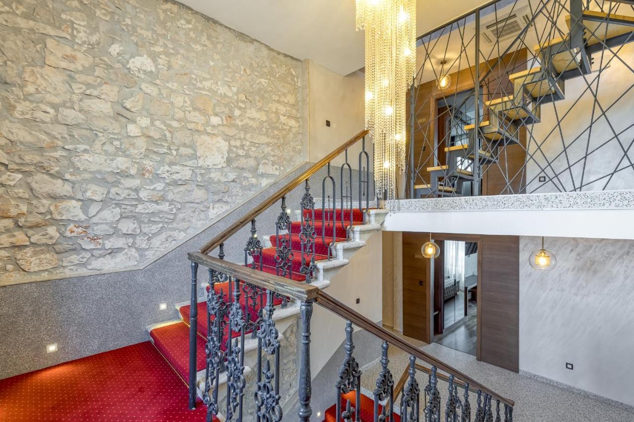 San Valentino Palace Aparthotel Umag Buitenkant foto