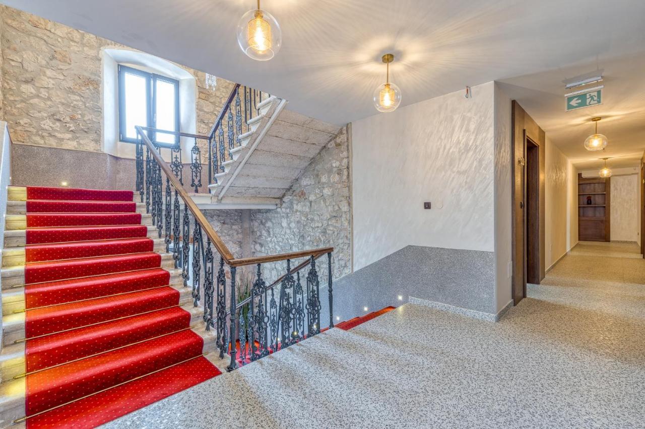 San Valentino Palace Aparthotel Umag Buitenkant foto
