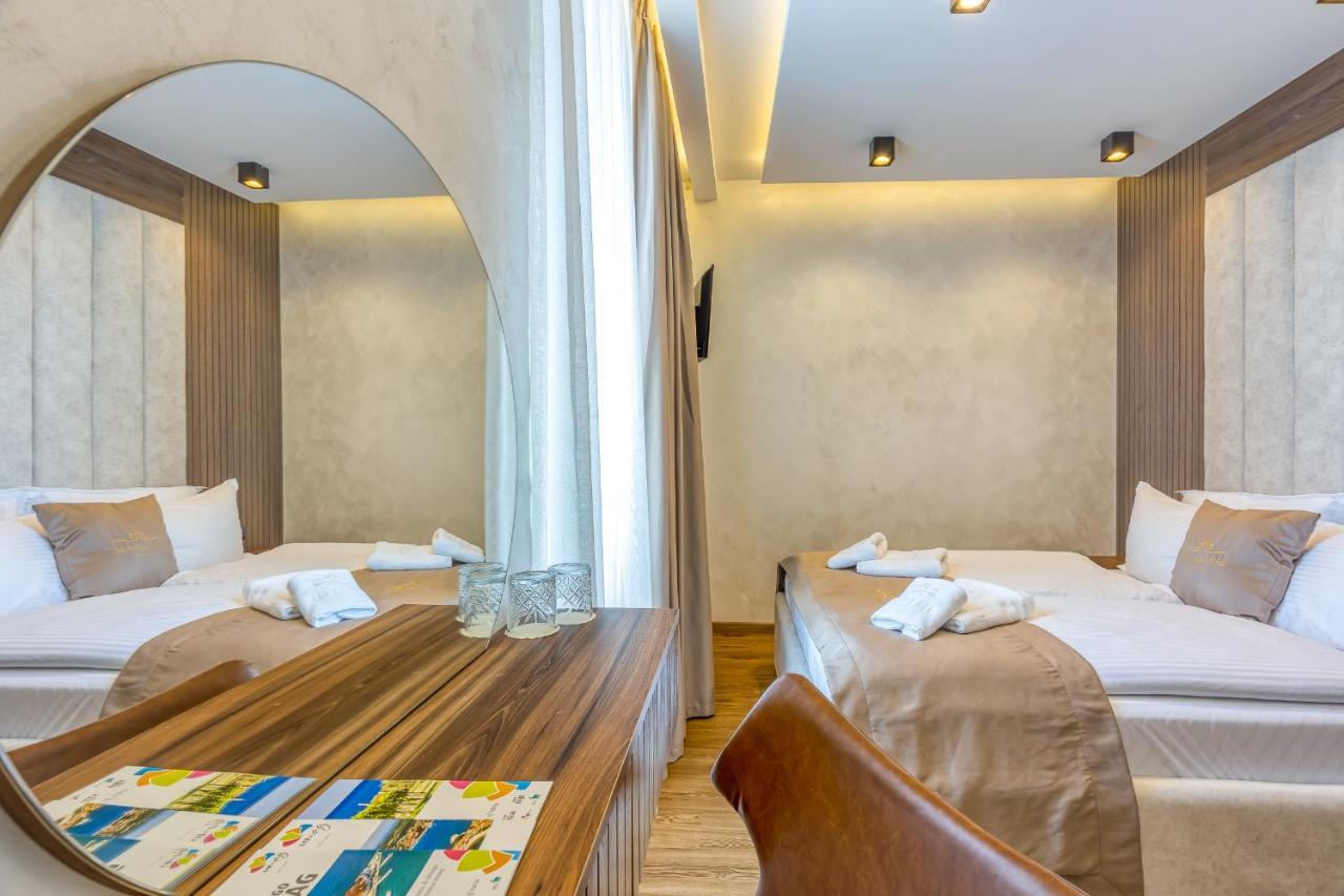 San Valentino Palace Aparthotel Umag Buitenkant foto