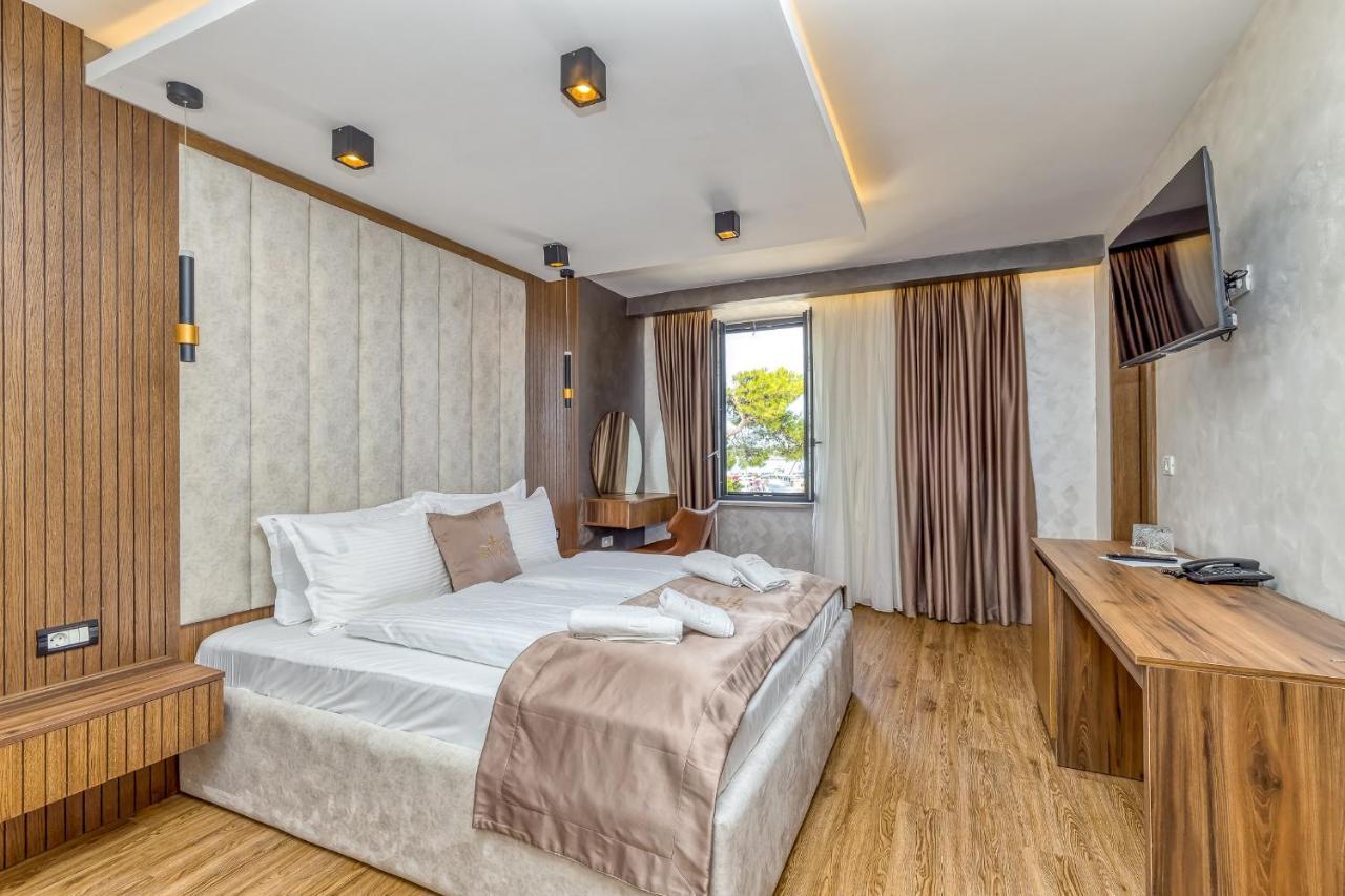 San Valentino Palace Aparthotel Umag Buitenkant foto