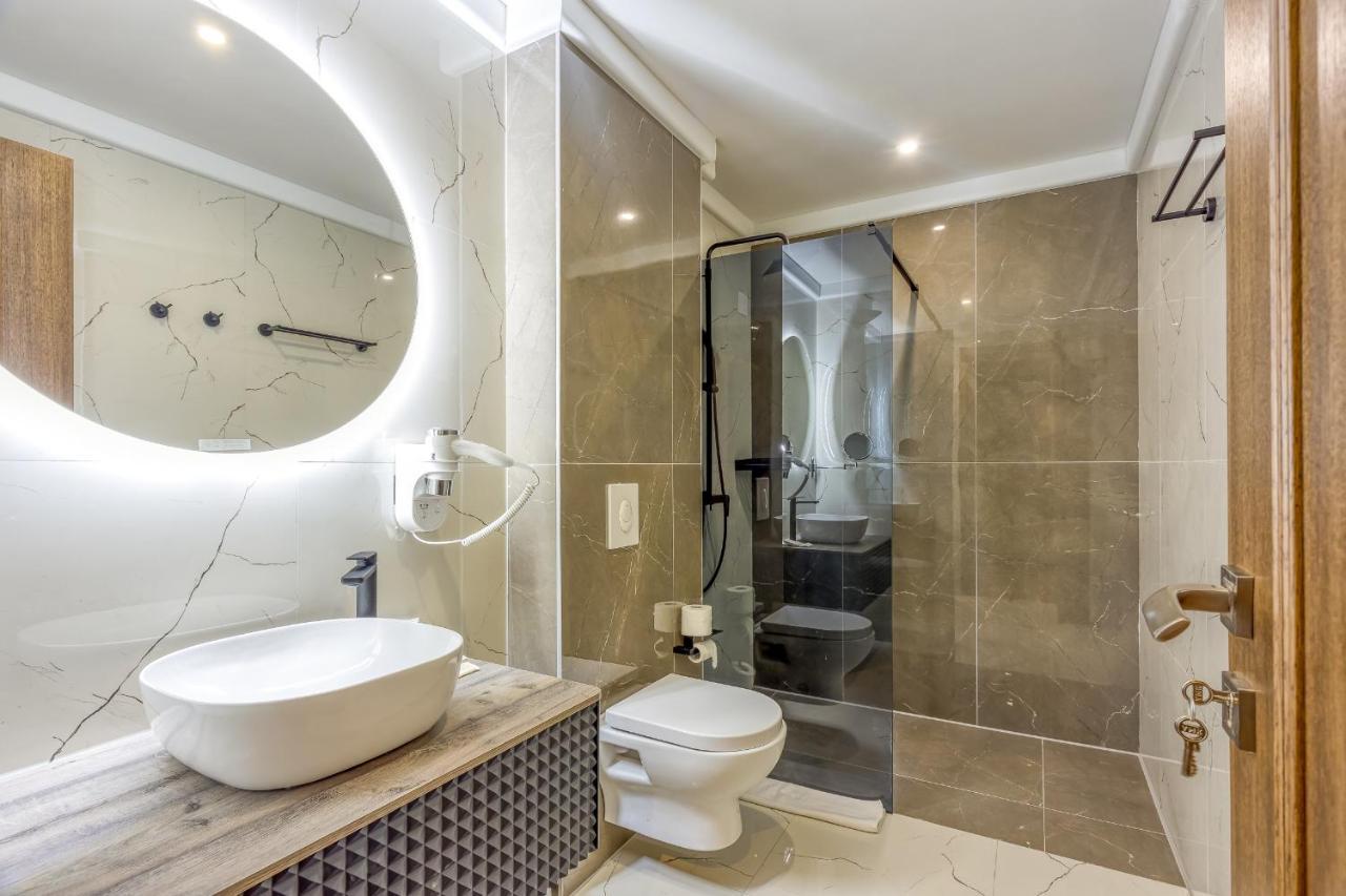 San Valentino Palace Aparthotel Umag Buitenkant foto