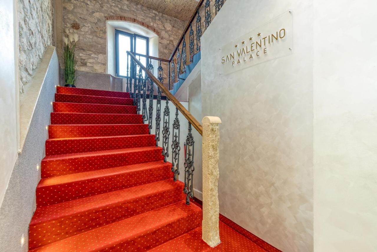 San Valentino Palace Aparthotel Umag Buitenkant foto