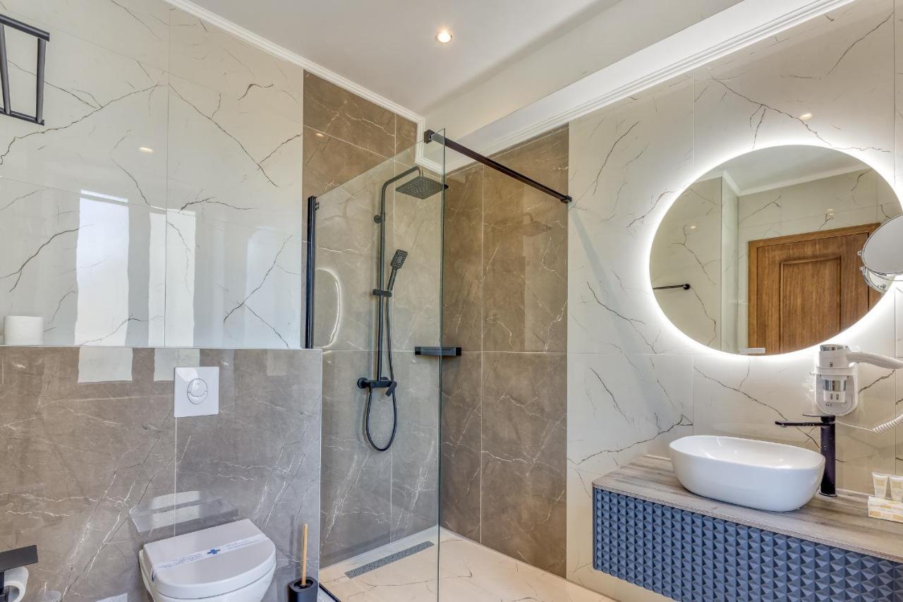 San Valentino Palace Aparthotel Umag Buitenkant foto