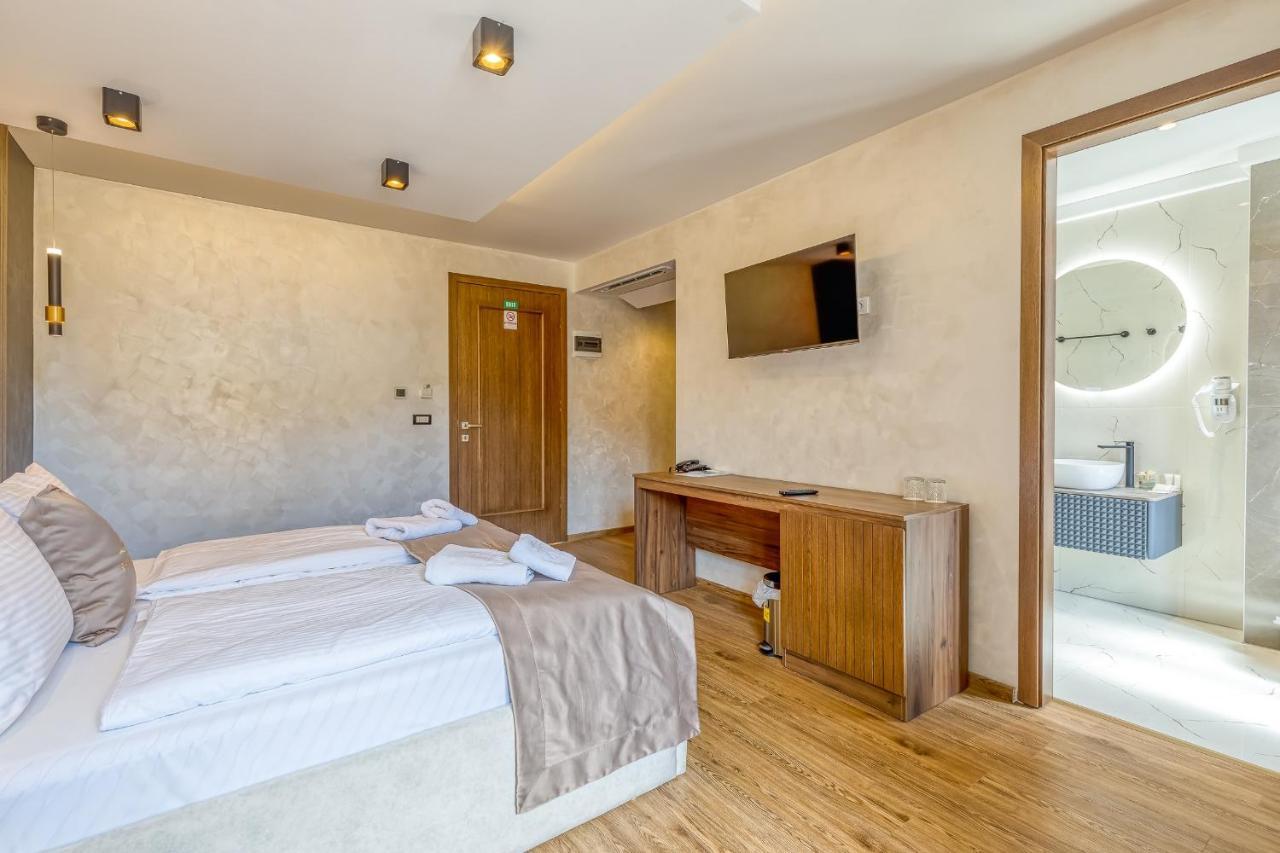 San Valentino Palace Aparthotel Umag Buitenkant foto