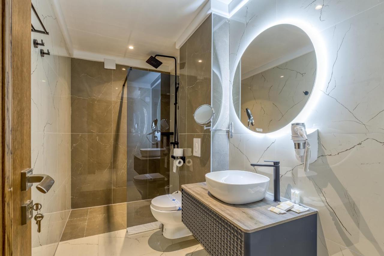 San Valentino Palace Aparthotel Umag Buitenkant foto