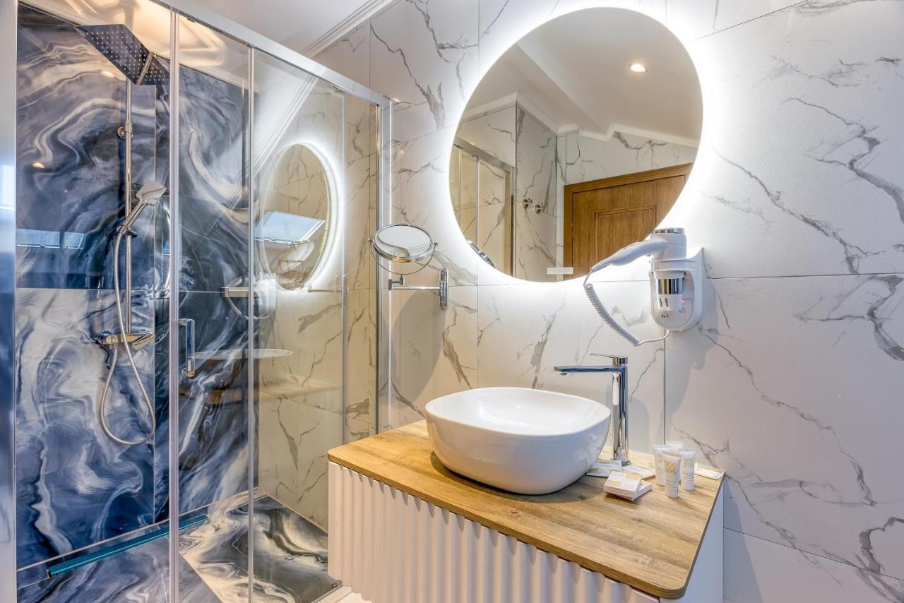 San Valentino Palace Aparthotel Umag Buitenkant foto
