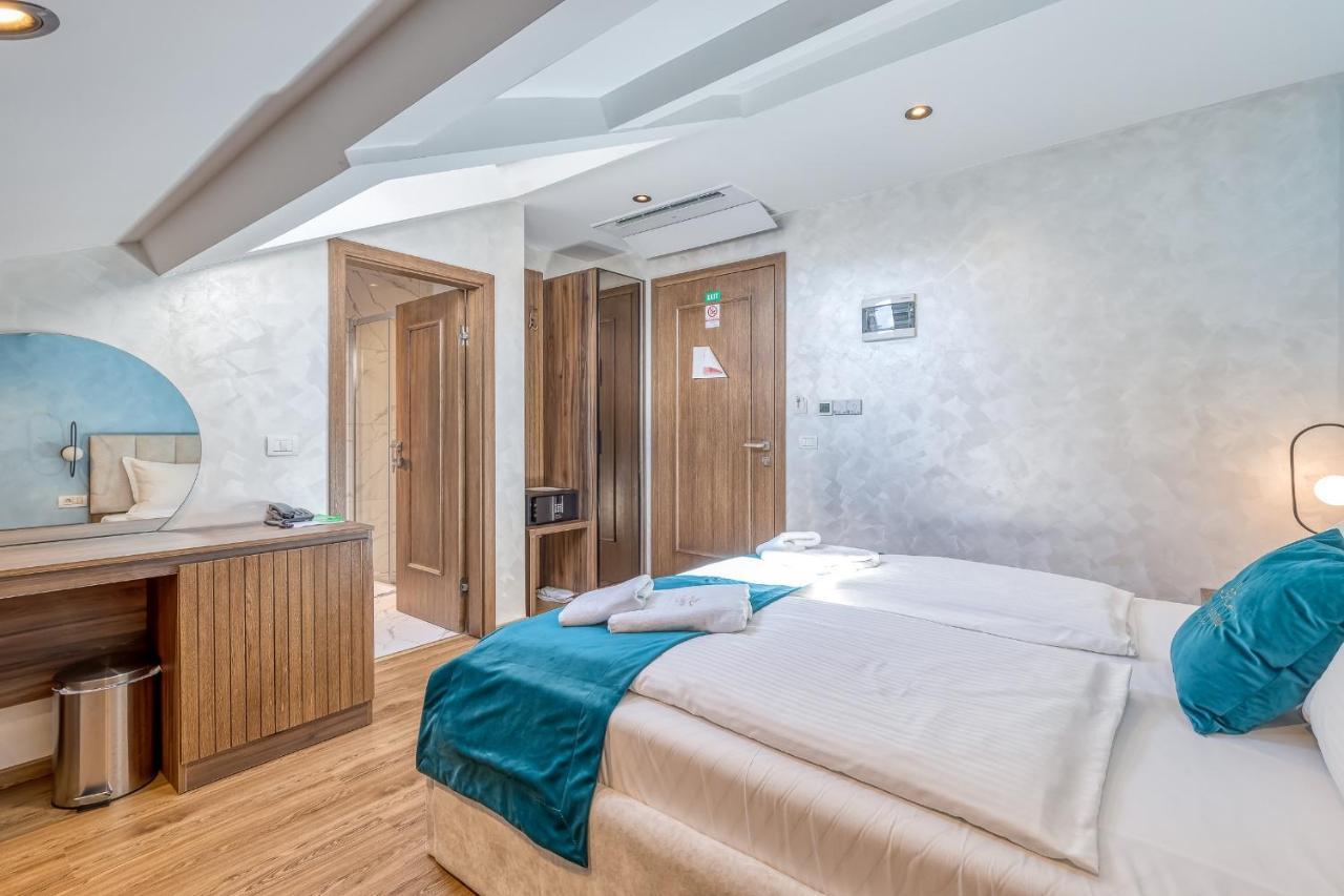 San Valentino Palace Aparthotel Umag Buitenkant foto